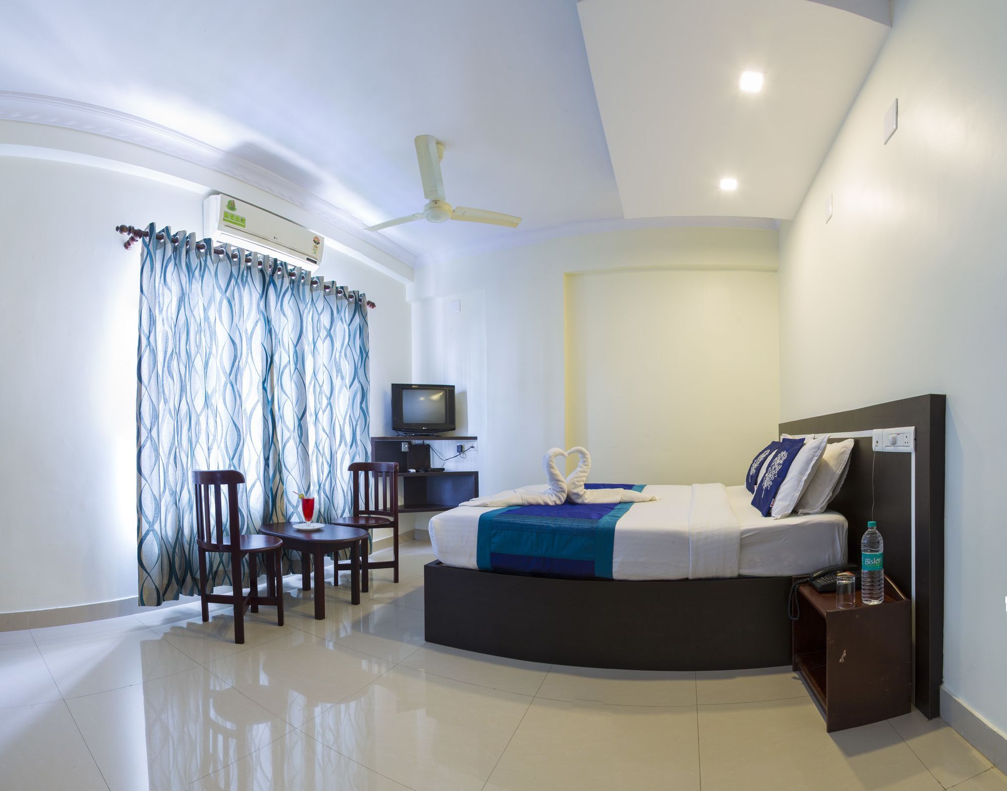 Hotel Sm Regency Kochi Exterior photo